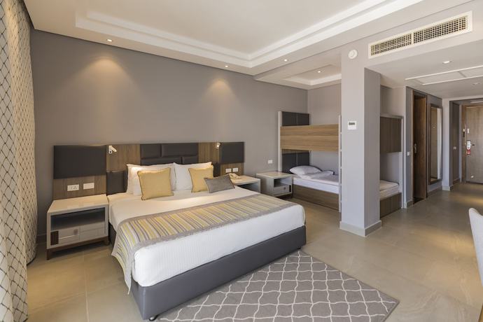 Imagen de la habitación del Hotel SUNRISE Diamond Beach Resort -Grand Select. Foto 7