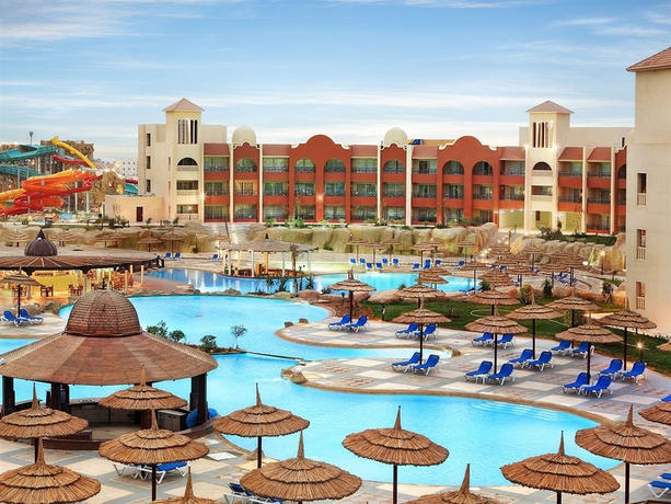 Imagen de los exteriores del Hotel SUNRISE TIRANA AQUA PARK. Foto 5