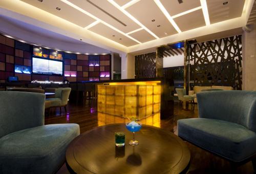 Imagen general del Hotel SUNSOL UNIK Luxury. Foto 3