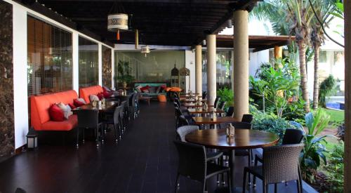 Imagen general del Hotel SUNSOL UNIK Luxury. Foto 16