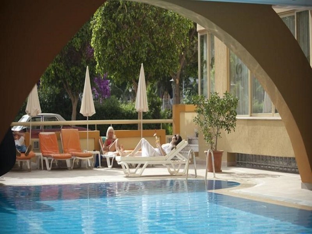 Imagen general del Hotel SUNTIME. Foto 6