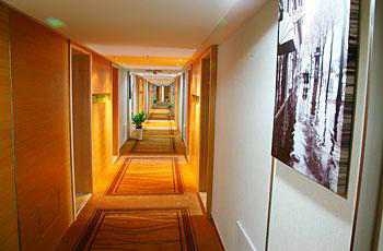 Imagen de los interiores del Hotel SUPER 8 HOTEL HANGZHOU XIA SHA XUE YUAN. Foto 8