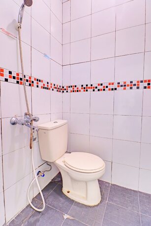 Imagen general del Hotel SUPER OYO 1356 Gusti Residence. Foto 8