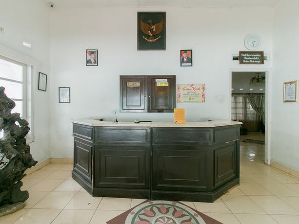 Imagen de los interiores del Hotel SUPER OYO 1707 Mustika Widyasari. Foto 18