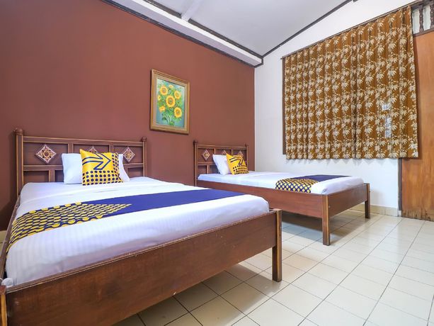 Imagen de la habitación del Hotel SUPER OYO 1927 Candra Adigraha. Foto 13