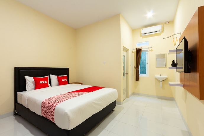 Imagen de la habitación del Hotel SUPER OYO 2008 Sellinas Family Residence Syariah. Foto 9
