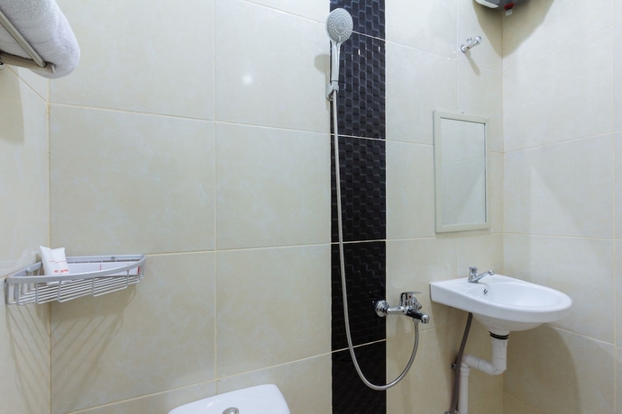 Imagen de la habitación del Hotel SUPER OYO 2008 Sellinas Family Residence Syariah. Foto 13