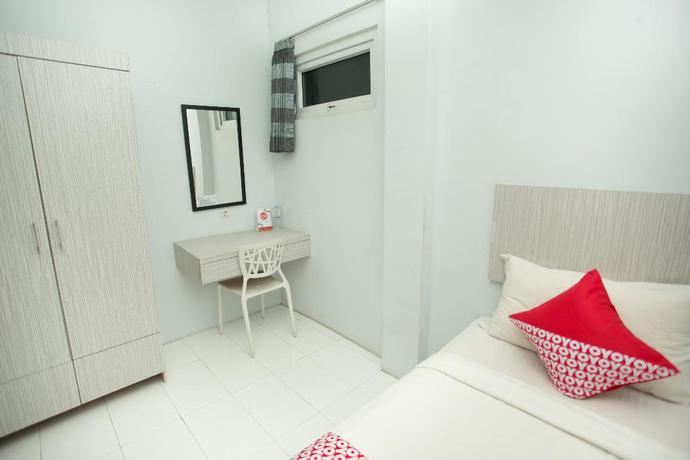 Imagen de la habitación del Hotel SUPER OYO 850 Lapan Lapan. Foto 2