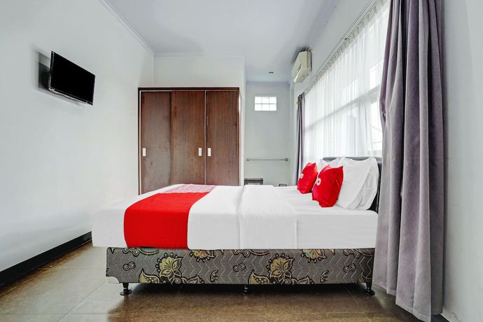 Imagen de la habitación del Hotel SUPER OYO 90324 Si Jalak Guest House. Foto 16