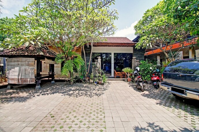 Imagen general del Hotel SUPER OYO 90672 Adhya Guest House Lombok. Foto 1