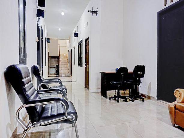 Imagen de los interiores del Hotel SUPER OYO 90689 Lily House. Foto 18