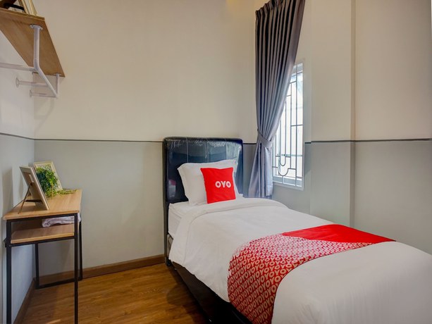 Imagen de la habitación del Hotel SUPER OYO 93064 Alhesa Residence. Foto 7