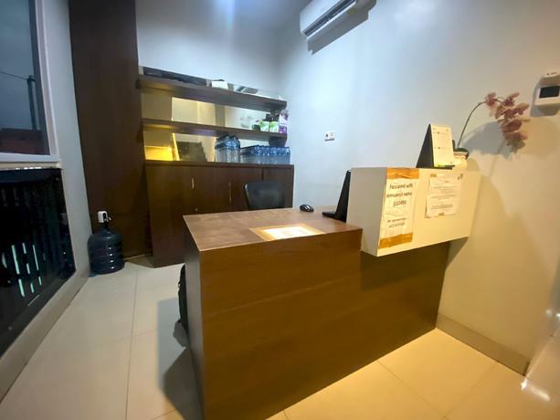 Imagen de los interiores del Hotel SUPER OYO 93287 Pioneer Pasar Baru. Foto 10