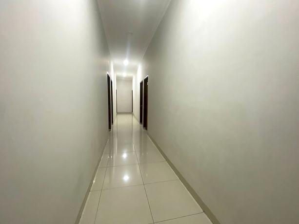 Imagen de los interiores del Hotel SUPER OYO 93287 Pioneer Pasar Baru. Foto 13