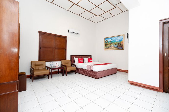 Imagen de la habitación del Hotel SUPER OYO Capital O 1644 Griya Kencana. Foto 6