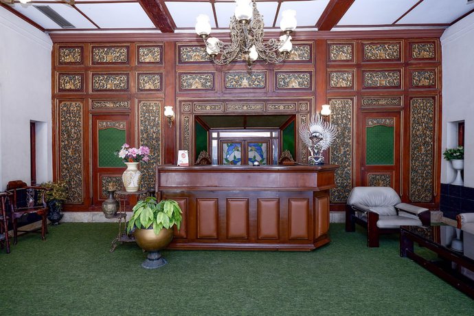 Imagen de los interiores del Hotel SUPER OYO Capital O 1644 Griya Kencana. Foto 16