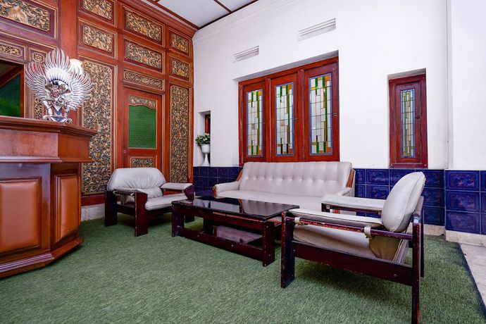 Imagen de los interiores del Hotel SUPER OYO Capital O 1644 Griya Kencana. Foto 20