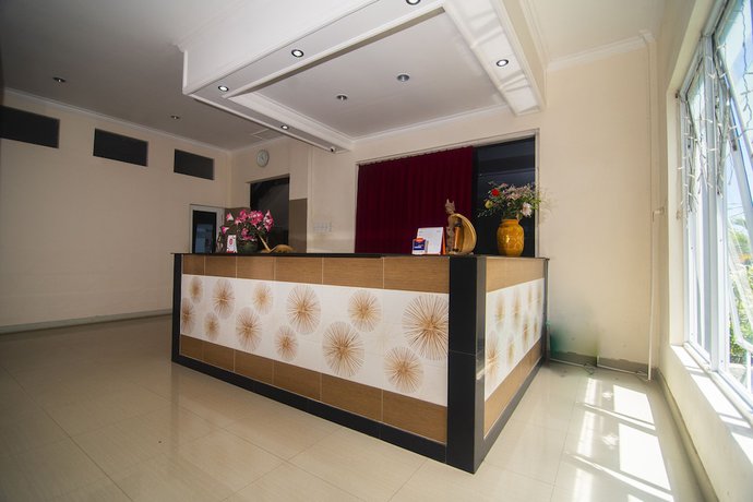 Imagen de los interiores del Hotel SUPER OYO Collection O 1401 Maya. Foto 17