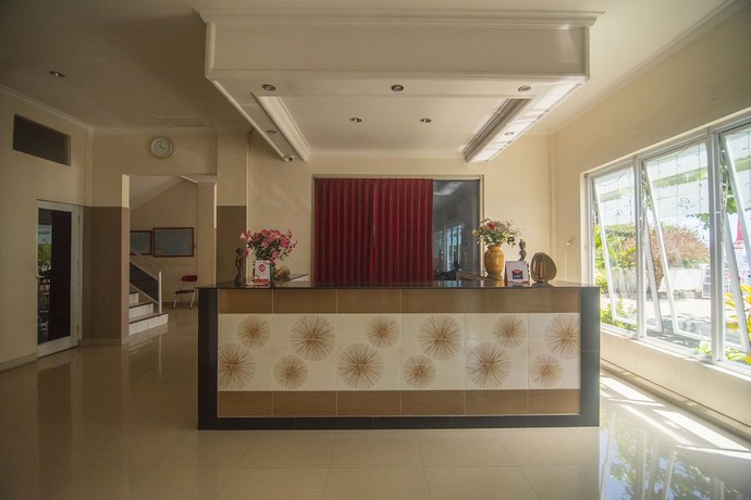 Imagen de los interiores del Hotel SUPER OYO Collection O 1401 Maya. Foto 18