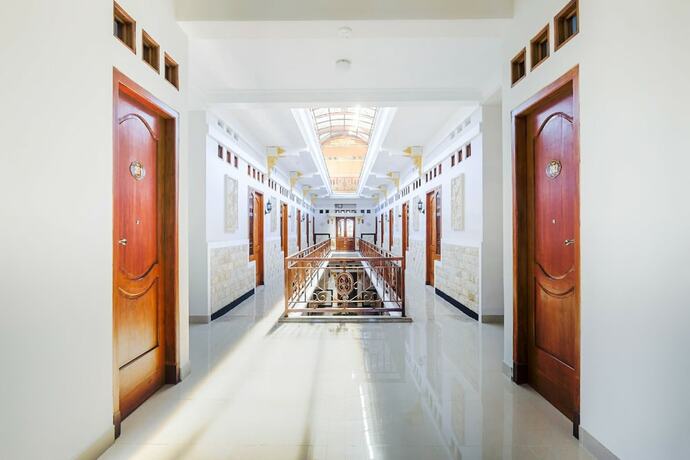 Imagen general del Hotel SUPER OYO Collection O 3468 Ndalem Gusti Ayu, Depok. Foto 2