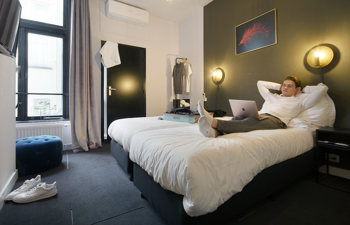 Imagen de la habitación del Hotel SUPPER. Foto 12