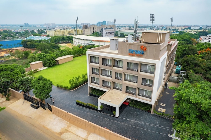 Imagen general del Hotel SURYANSH HIGH CITY. Foto 1