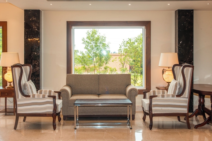 Imagen de los interiores del Hotel SURYANSH HIGH CITY. Foto 15