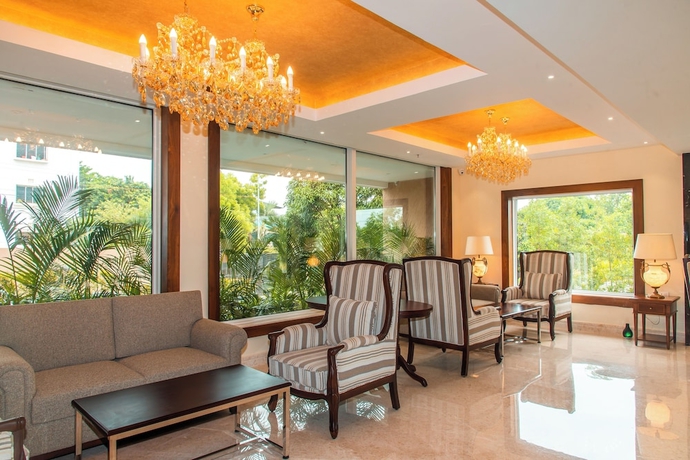 Imagen de los interiores del Hotel SURYANSH HIGH CITY. Foto 16