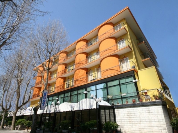 Imagen general del Hotel SUSY, Rimini. Foto 1