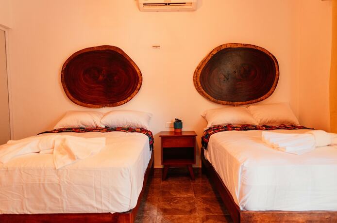 Imagen de la habitación del Hotel SUUCILHA. Foto 19