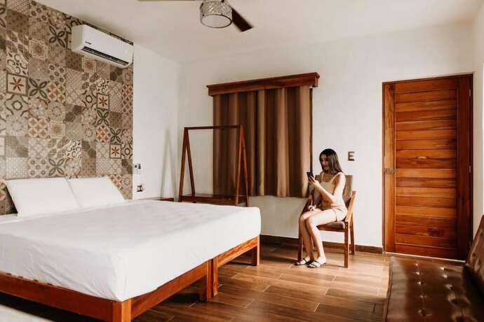 Imagen general del Hotel SUUCILHA. Foto 10