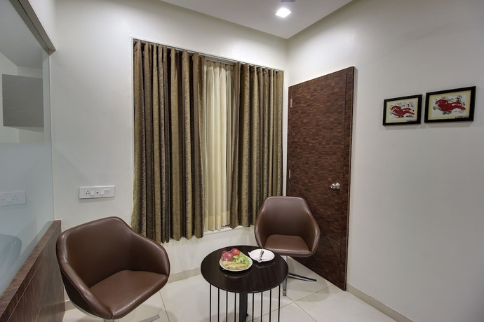 Imagen de la habitación del Hotel SVASTI Inn Jamnagar. Foto 3