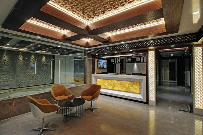 Imagen de los interiores del Hotel SVASTI Inn Jamnagar. Foto 11