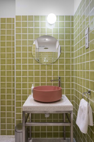 Imagen de la habitación del Hotel SWU Magazine Rooms. Foto 8