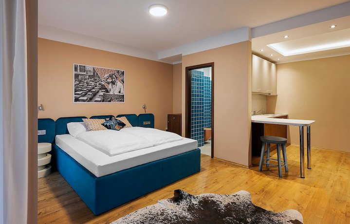 Imagen de la habitación del Hotel SWU Magazine Rooms. Foto 12