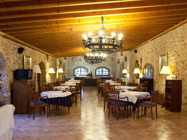 Imagen del bar/restaurante del Hotel Sa Bassa Rotja Ecoturisme. Foto 2