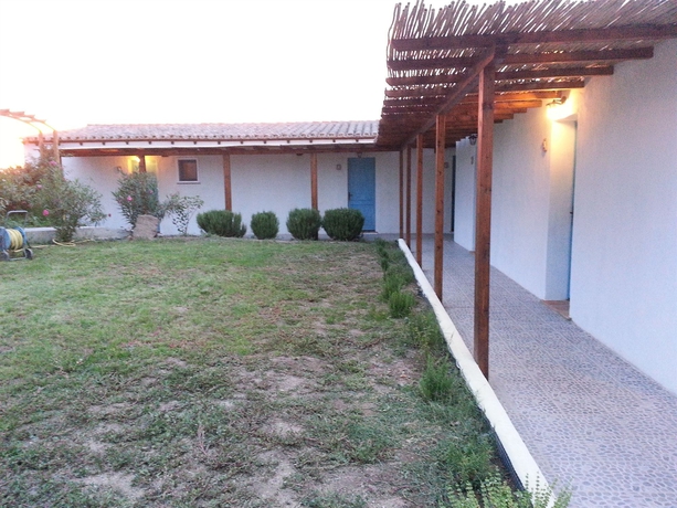 Imagen de los exteriores del Hotel Sa Corti De Sa Perda. Foto 9