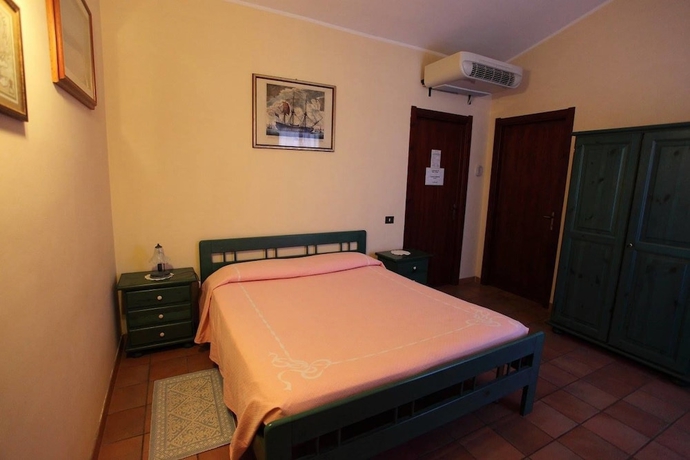 Imagen de la habitación del Hotel Sa Lolla. Foto 9