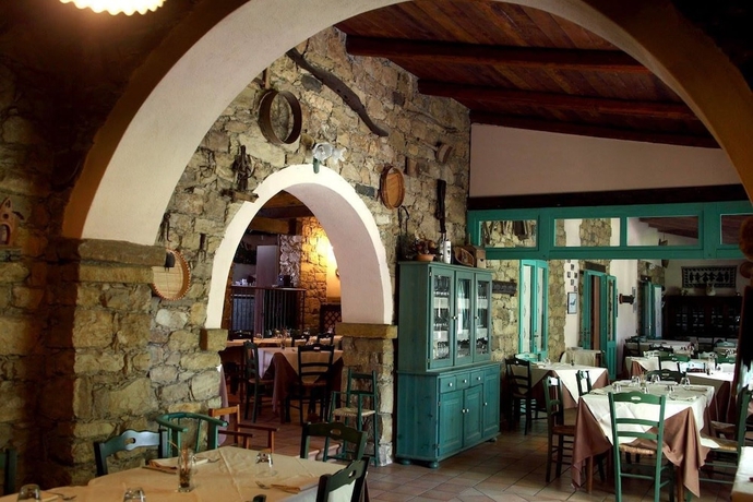 Imagen del bar/restaurante del Hotel Sa Lolla. Foto 6