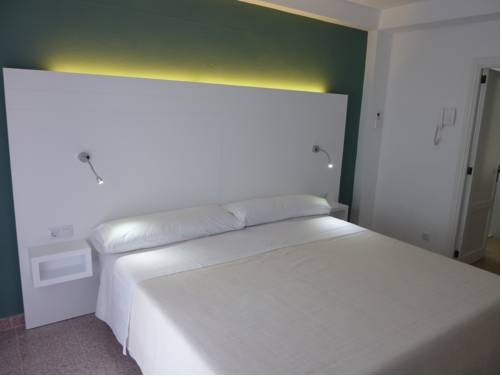 Imagen general del Hotel Sa Roqueta - Adults Only. Foto 10