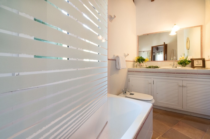 Imagen de la habitación del Hotel Sa Vall Valldemossa. Foto 7