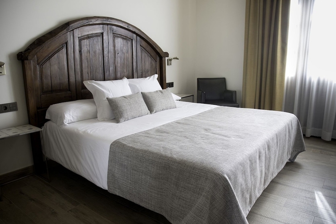 Imagen de la habitación del Hotel Sa Voga. Foto 7