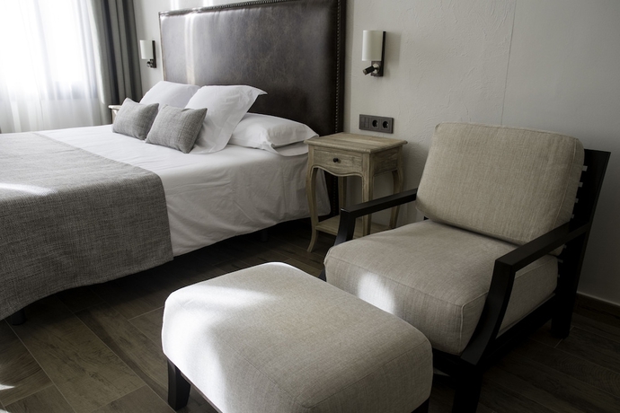 Imagen de la habitación del Hotel Sa Voga. Foto 14