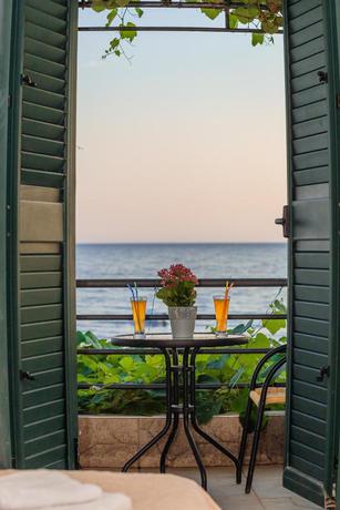 Imagen de la habitación del Hotel SaVojo. Foto 9