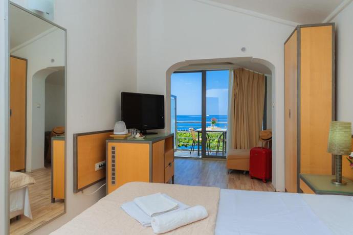 Imagen de la habitación del Hotel SaVojo. Foto 10