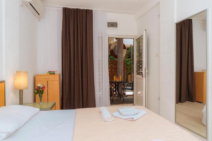 Imagen de la habitación del Hotel SaVojo. Foto 11