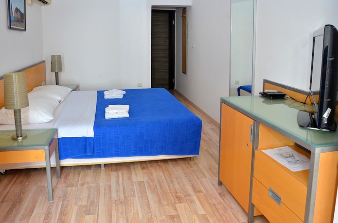 Imagen de la habitación del Hotel SaVojo. Foto 15