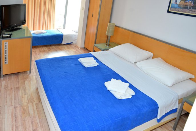 Imagen de la habitación del Hotel SaVojo. Foto 17