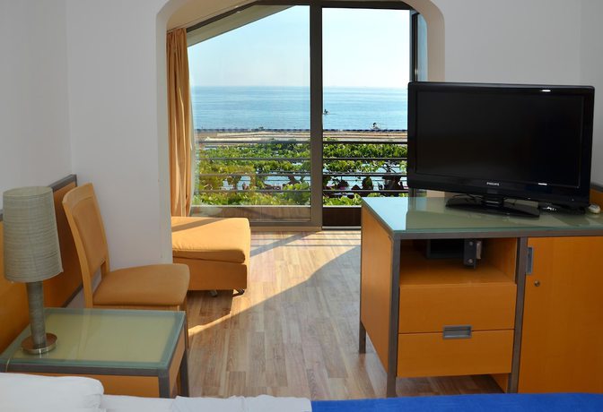 Imagen de la habitación del Hotel SaVojo. Foto 18