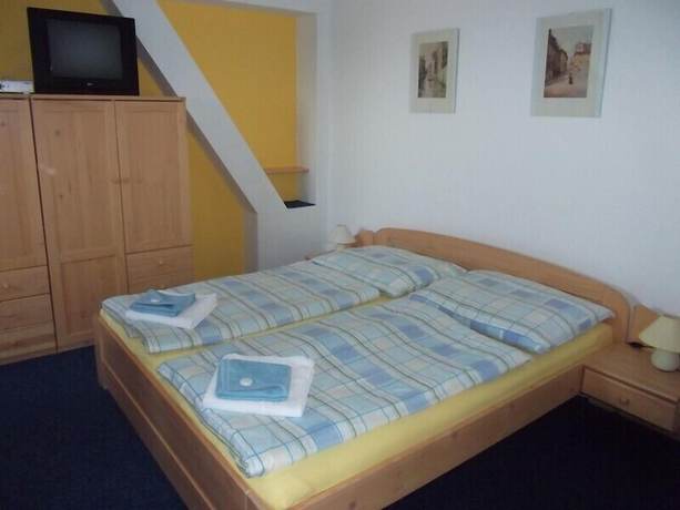 Imagen de la habitación del Hotel S&aacute;dek. Foto 11
